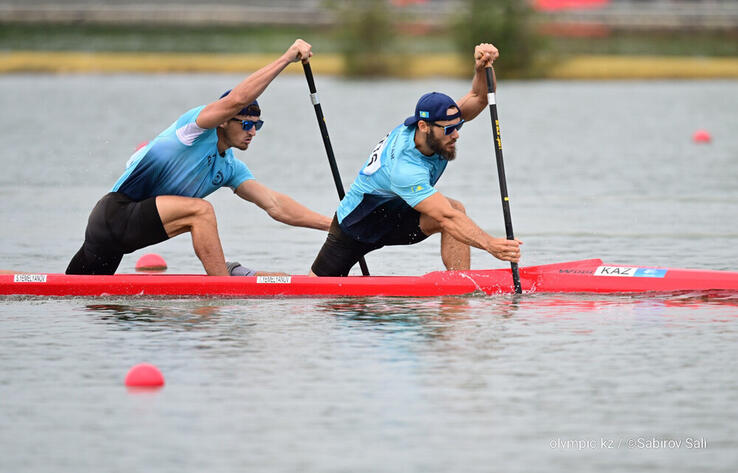 Казахстанские гребцы завоевали серебряную медаль на Азиаде