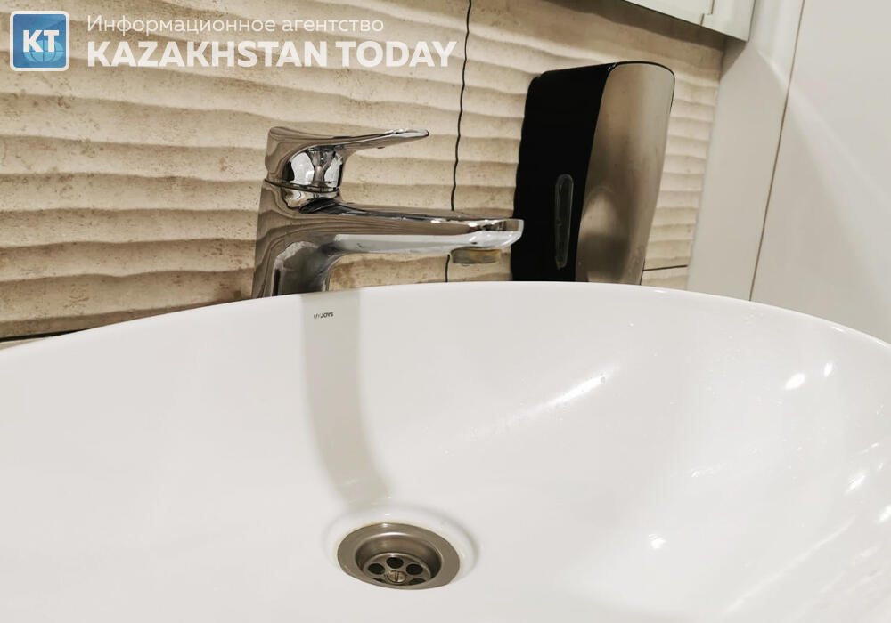 Несколько жилых массивов Алматы и Алматинской области останутся без холодной воды