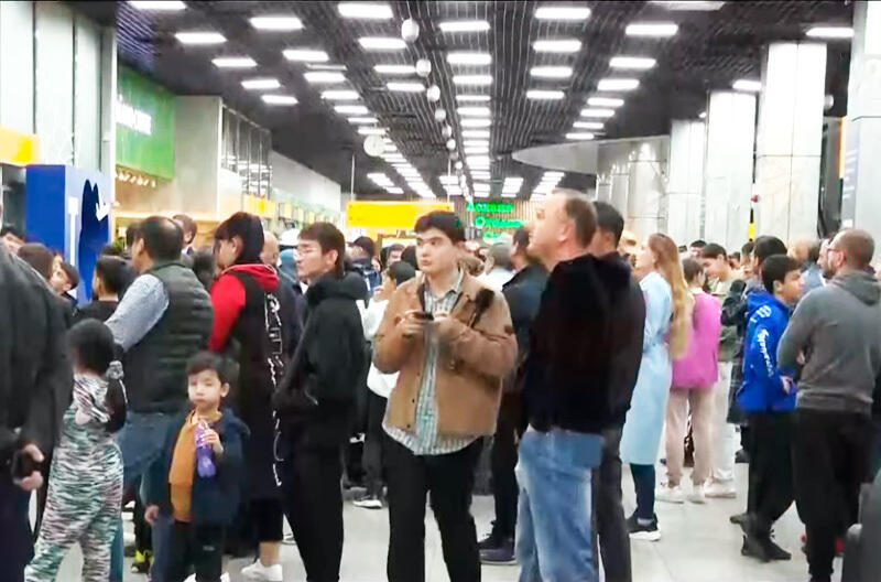 Из Тель-Авива в Алматы прибыл самолет с эвакуированными казахстанцами