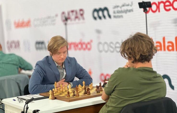 Казахстанец сенсационно победил лучшего шахматиста мира