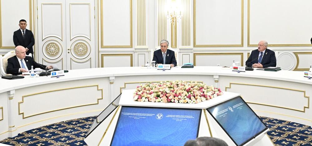 Президент Казахстана предложил разработать концепцию сопряжения транспортных артерий на территории стран СНГ