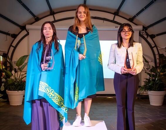 Казахстанка стала чемпионкой мира по шахматам
