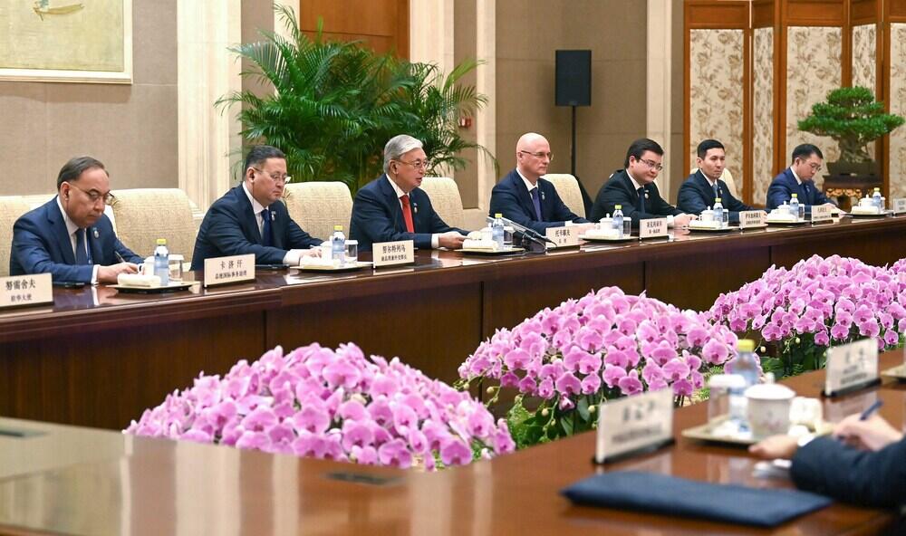 
Токаев и Ли Цян обсудили перспективы развития казахстанско-китайского стратегического партнерства
