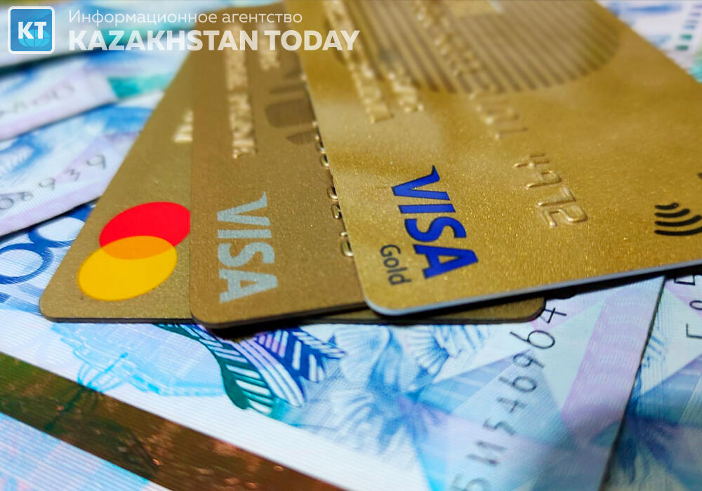 Ограничения по банковским картам для иностранцев и несовершеннолетних введут в Казахстане