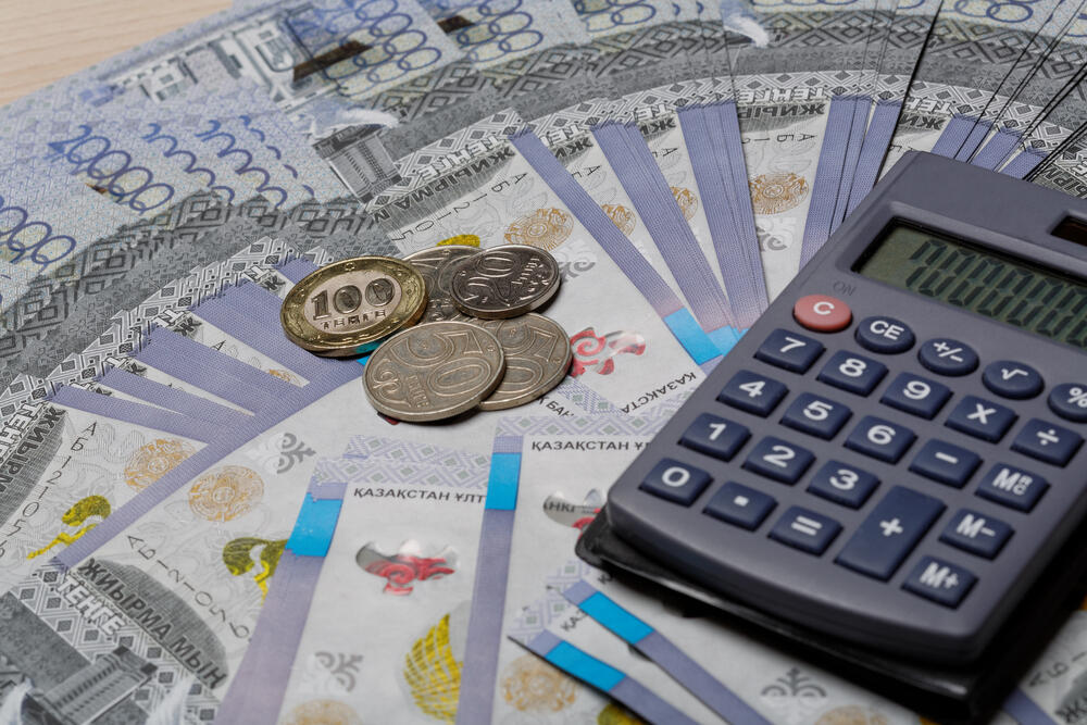 Зарплата управляющего в "АрселорМиттал Темиртау" составляла 1 млн тенге в день