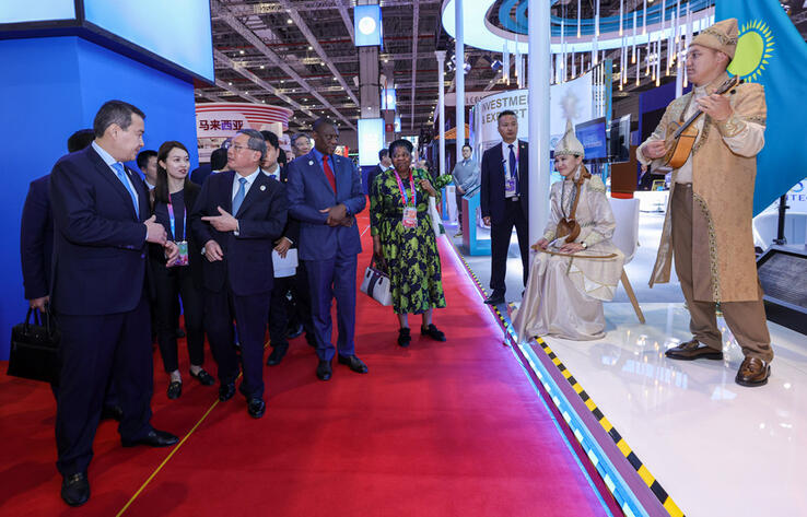 Kazakhstan presents its investment, trade and industrial opportunities at large exhibition in Shanghai