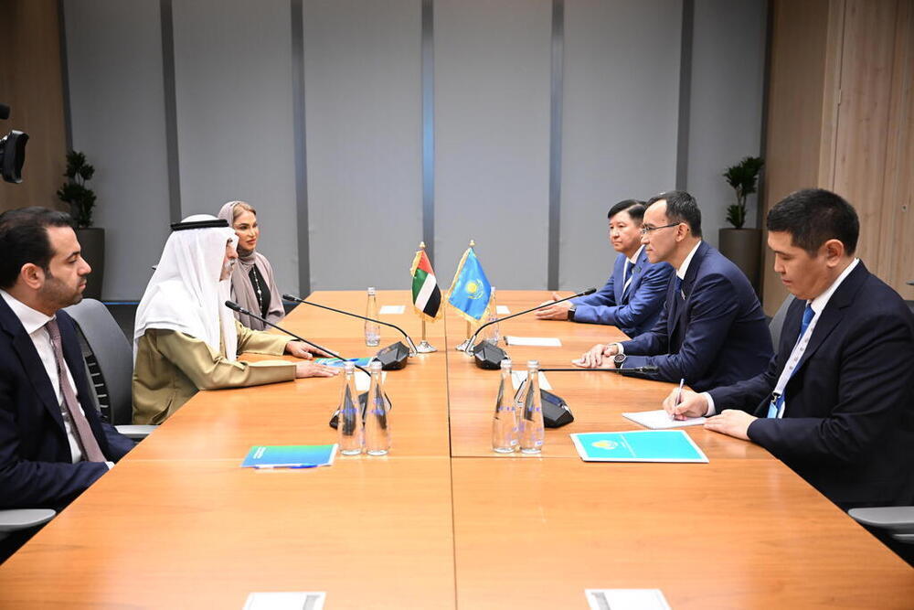Maulen Ashimbayev met with the UAE Minister of Tolerance and Coexisten