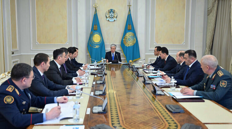 Президенту Казахстана доложили о стратегических рисках транспортно-логистического потенциала страны