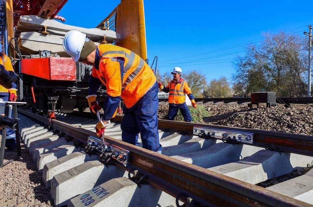 Строительство железнодорожной линии в обход станции Алматы стартовало в Алматинской области