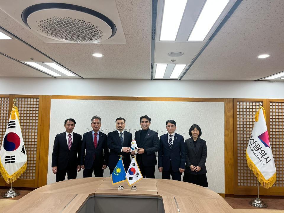 Opportunities for investment cooperation were discussed at the Busan-Kazakhstan business forum