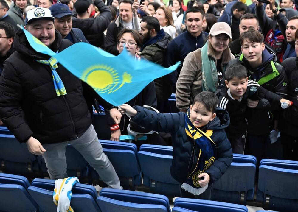 Сборная Казахстана по футболу одержала убедительную победу над Сан-Марино

. Фото: Акорда