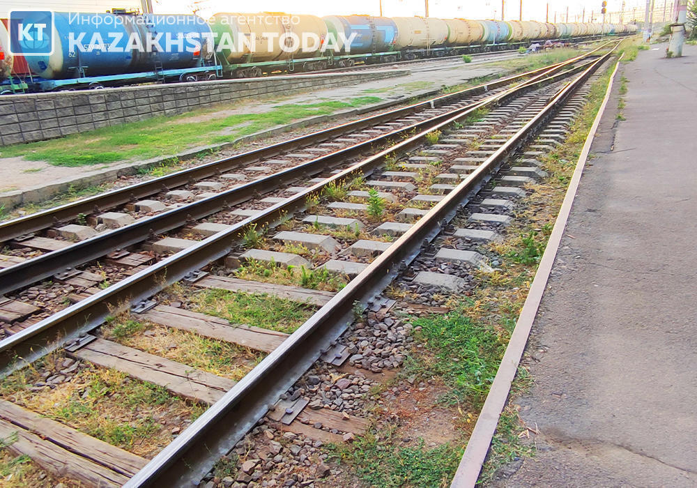 В Казахстане построят свыше 1300 км новых железных дорог