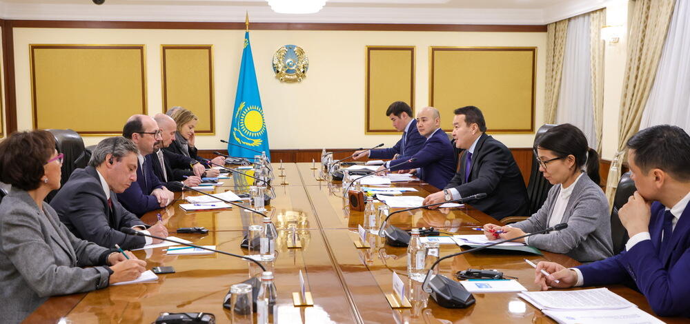Alikhan Smailov holds IMF mission head meeting in Kazakhstan