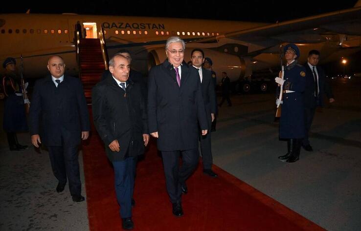 Kazakh President arrives in Baku