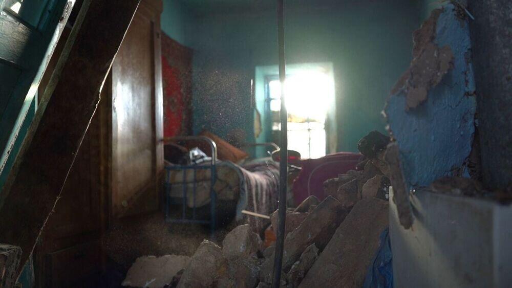 В Шымкенте в результате прорыва канализации разрушился частный дом 