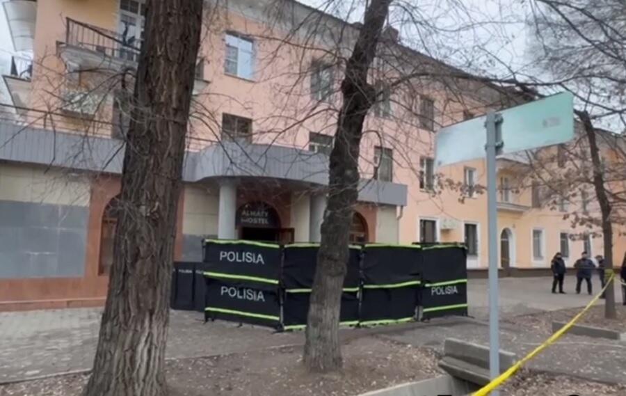 В Алматы полиция установила личности владельцев сгоревшего хостела