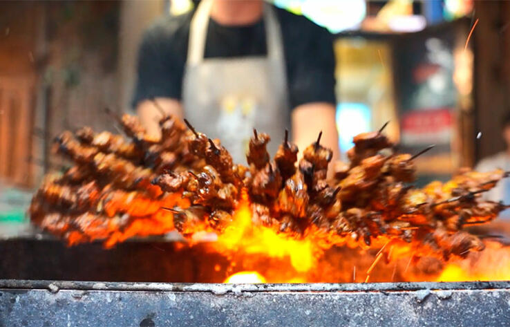 Кашгарские шашлычки - настоящий пир кулинарных угощений