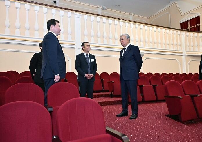 Токаев поручил акиму Актюбинской области построить новое здание театра