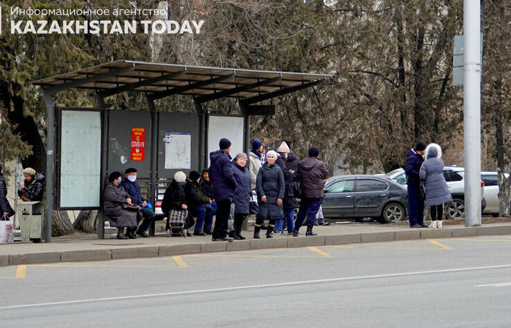 Список льготников на проезд в общественном транспорте изменен в Алматы