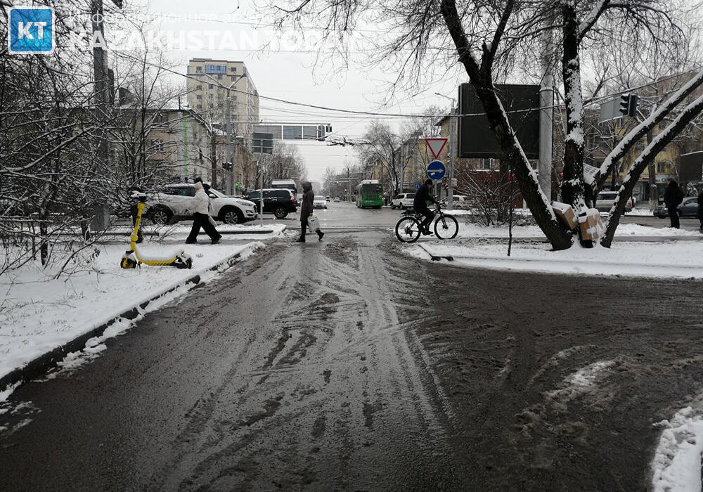 Алматыда алғашқы қар жауды