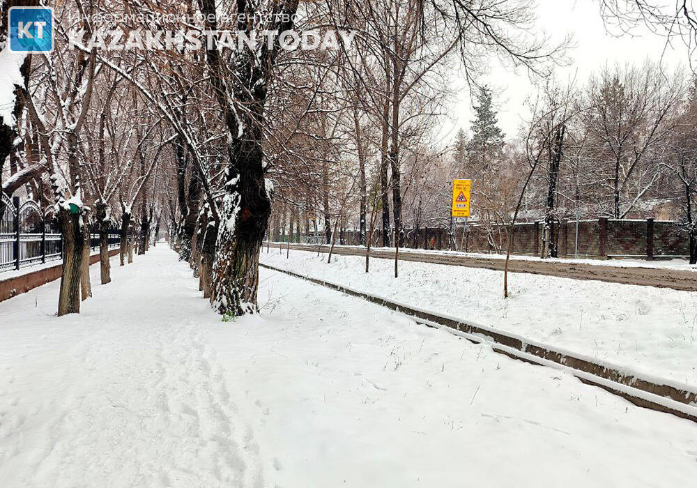 First snow fell in Almaty