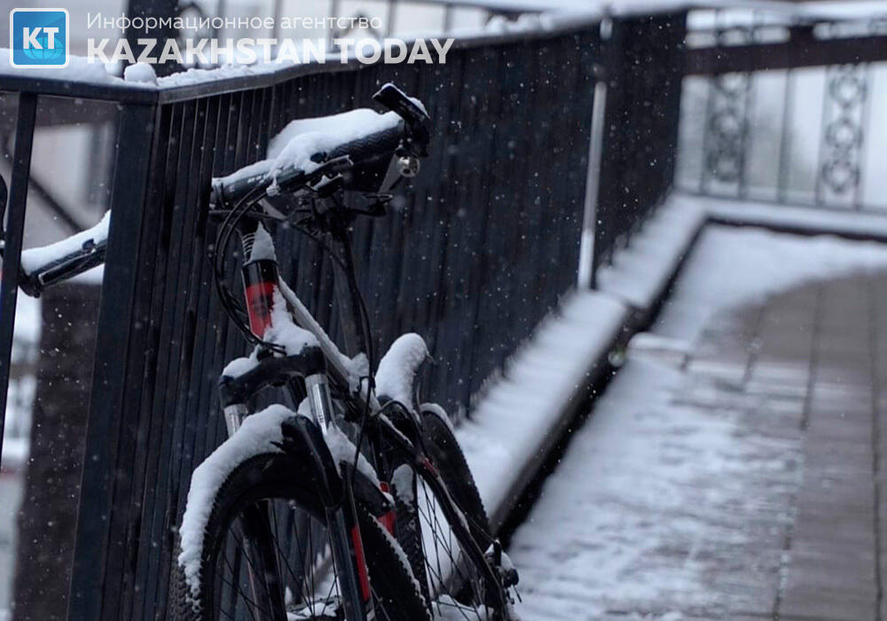 First snow fell in Almaty