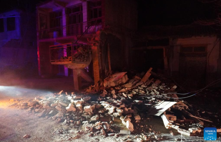 Midnight earthquake death toll rises to 111 in NW China