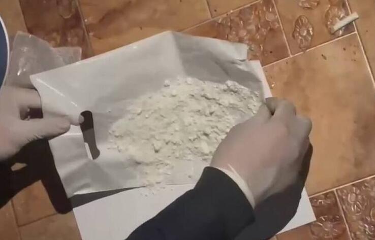 Полицейские изъяли более 150 кг различных наркотиков в регионах Казахстана