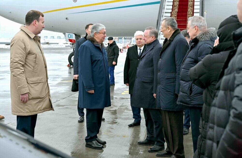 Токаев прибыл в Россию для участия в заседании Высшего Евразийского экономического совета