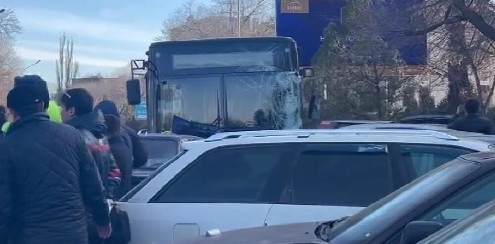 Passenger bus rams into line of parked vehicles in Taraz
