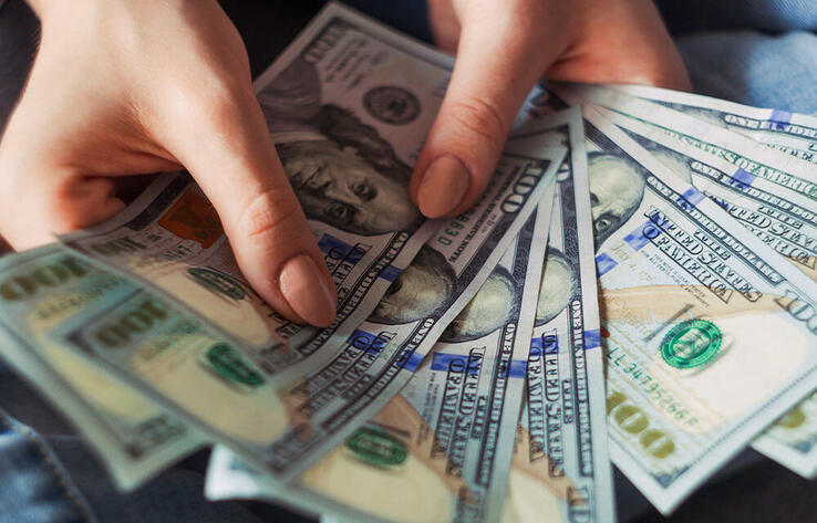 В январе Нацбанк планирует продать до $1,1 млрд из Нацфонда 