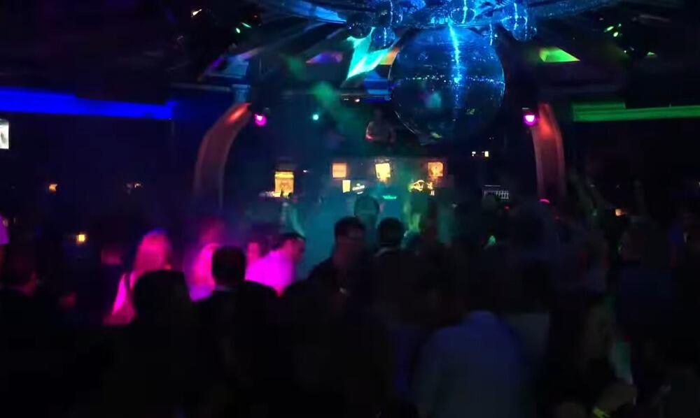 В Кызылординской области двух педагогов уволили после посещения ими ночного клуба