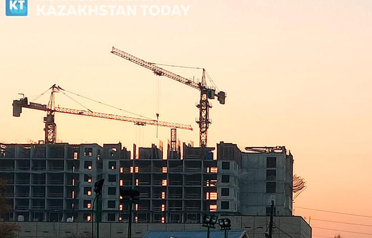 В Алматы за год проведено 1074 внеплановые проверки строительных объектов