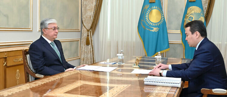 Смаилов отчитался перед Токаевым об основных итогах развития Казахстана за 2023 год