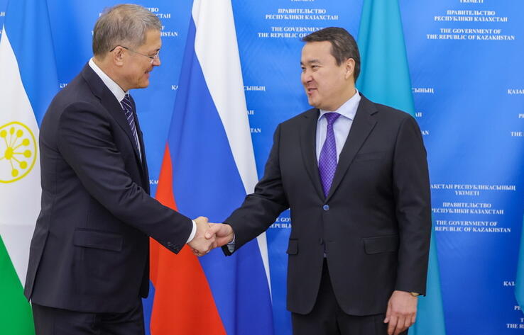 Alikhan Smailov meets with Head of Bashkortostan