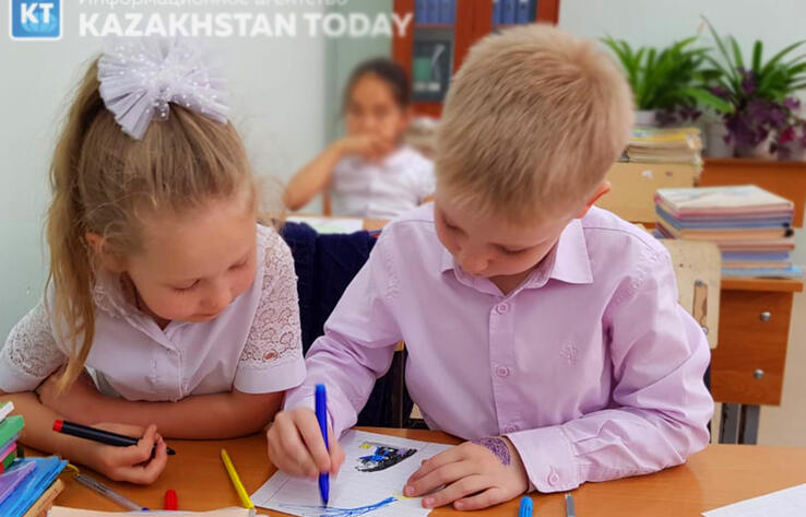 В Казахстане продлят срок приема документов для зачисления детей в школы