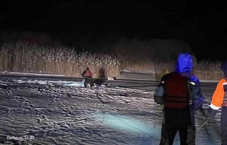 В Карагандинской области рыбак утонул вместе с авто