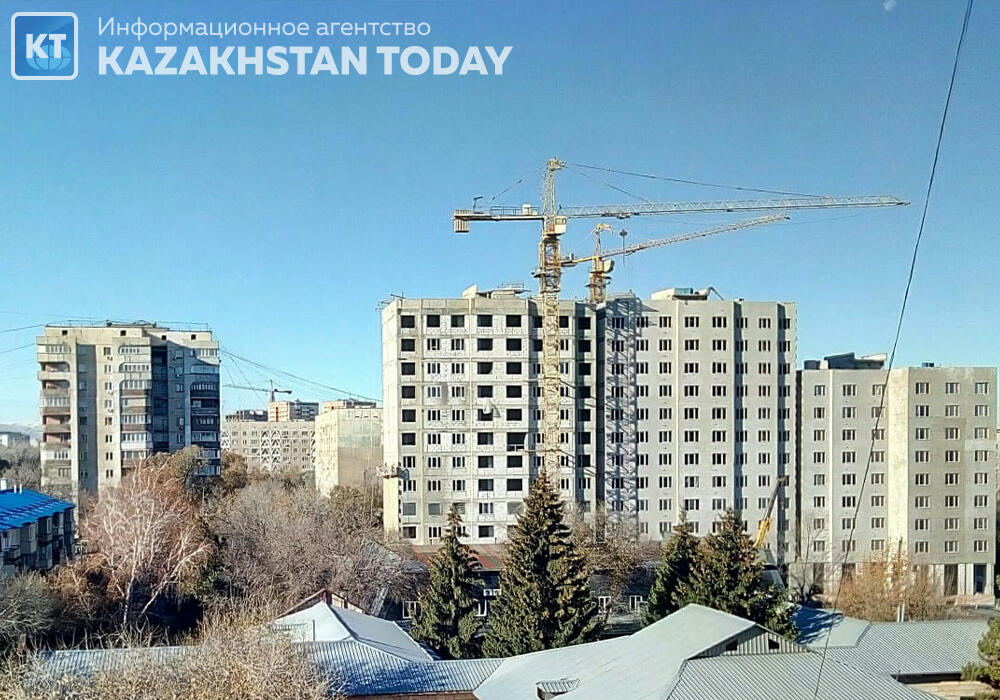 Президент Казахстана поручил правительству навести порядок в строительной отрасли