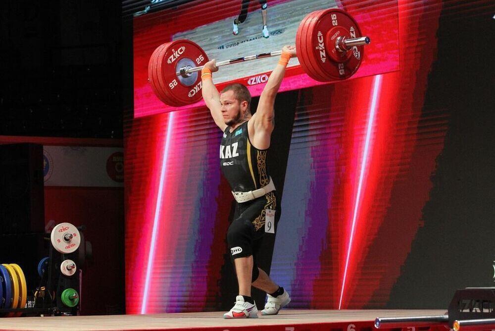 Қазақстандық ауыр атлетикадан Азия чемпионатының күміс медалін жеңіп алды
