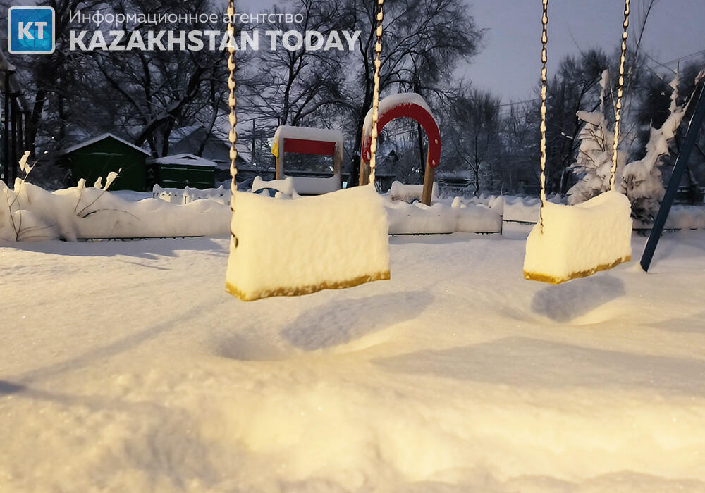 Алматы қалың қардан кейін