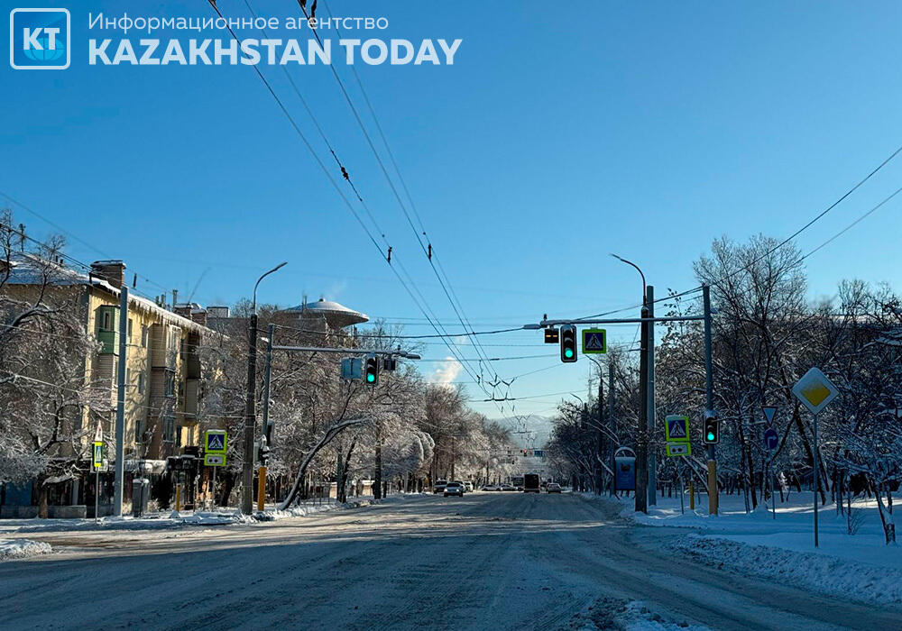 Алматы қалың қардан кейін