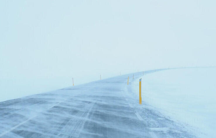Ограничение движения введено на 30 автодорогах в девяти областях Казахстана