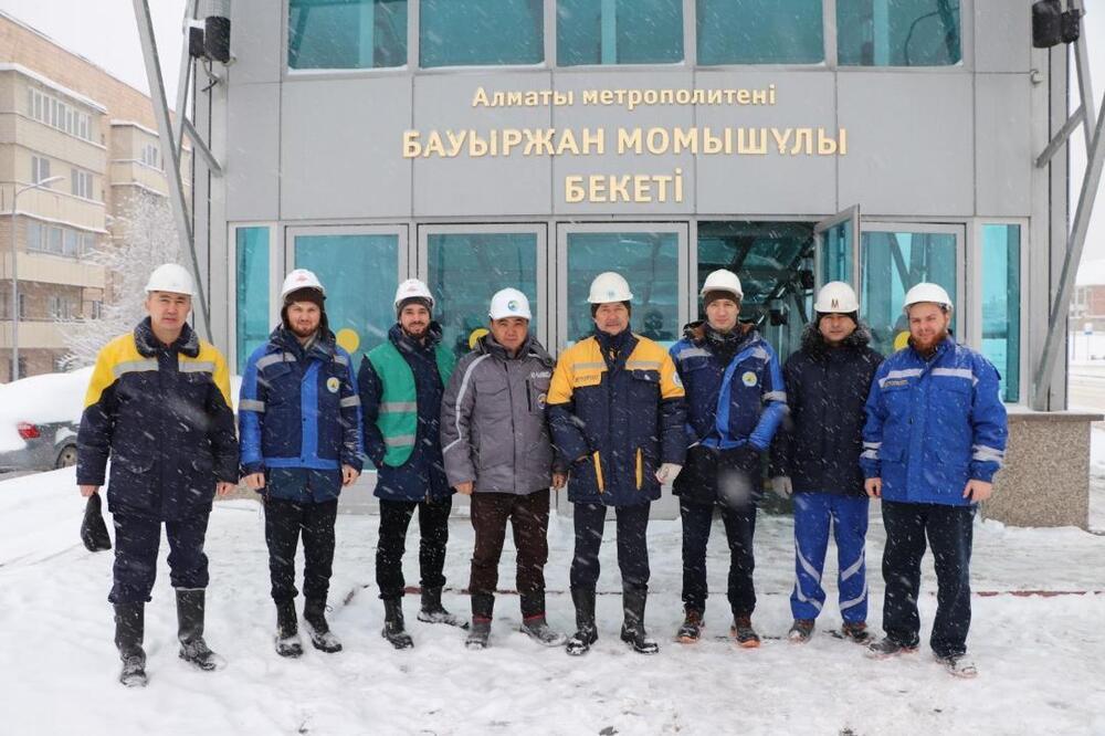 Experts from JSC KazRICA familiarized themselves with the progress of the new metro station branch construction