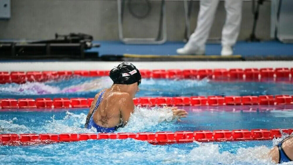 Казахстанка завоевала золото чемпионата Азии по плаванию