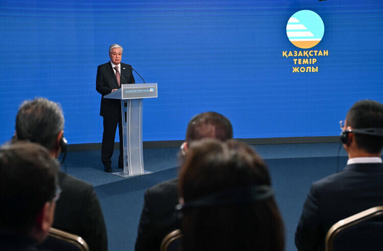 Kazakh leader Tokayev inagurates transport and logistics terminal in Xi’an via teleconference