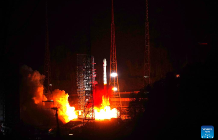 China launches high-orbit internet services satellite