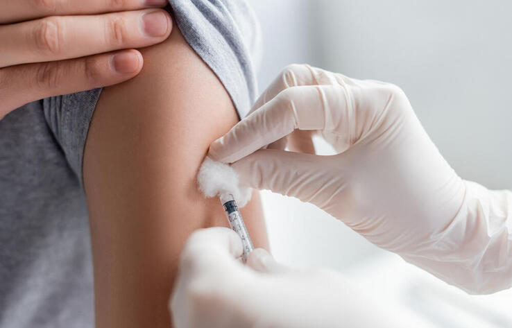Просроченные вакцины и фиктивная вакцинация: грубейшие нарушения выявлены в медучреждениях СКО 