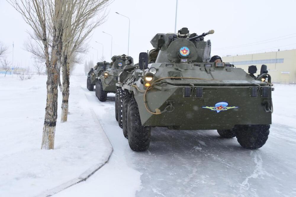 Минобороны: военная техника пройдет по трем областям Казахстана 