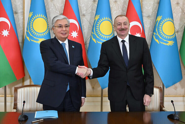 По итогам визита Токаева в Баку подписан ряд документов 