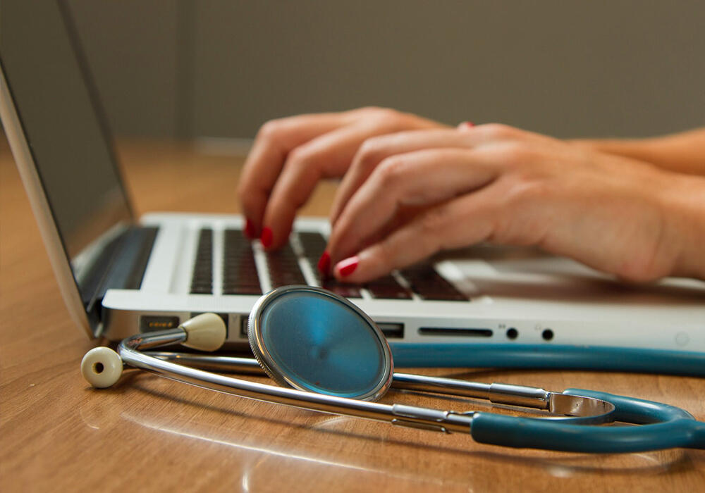 В Астане поликлиника прикрепила к себе умерших и переехавших казахстанцев 
